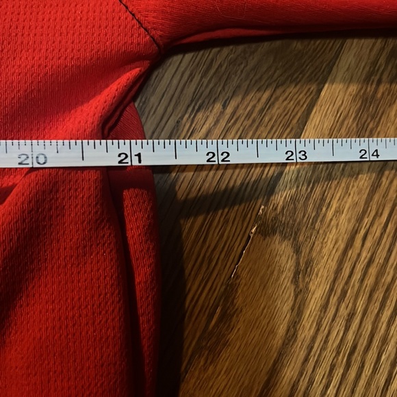 Men's NHL Chicago Blackhawk's long sleeve black and red logo hockey shirt sz L - Picture 5 of 7